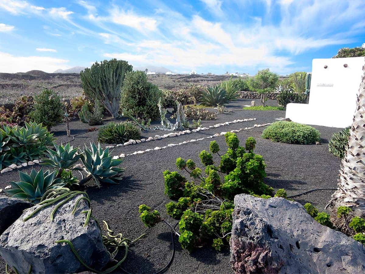5 bedroom Finca/Country House for sale in Mala with garage - € 630,000 (Ref: 10160608)