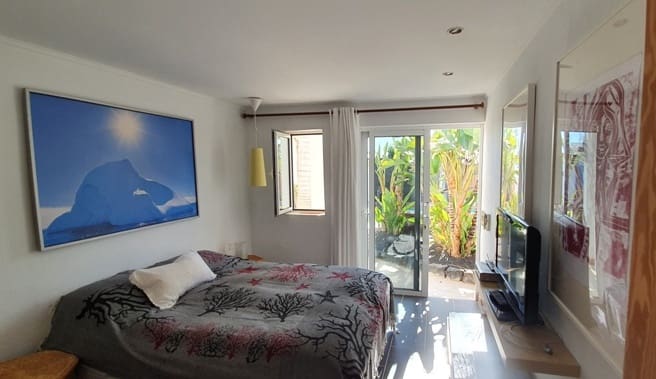 5 soveværelse Villa til salg i Las Brenas med swimmingpool garage - € 1.299.000 (Ref: 5931713)