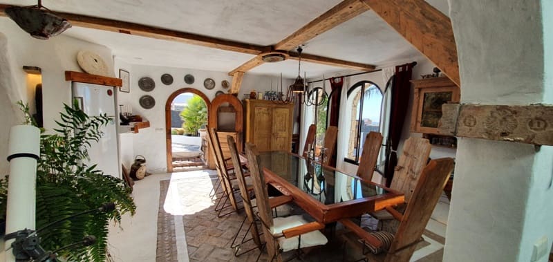 5 soveværelse Villa til salg i Las Brenas med swimmingpool garage - € 1.299.000 (Ref: 5931713)