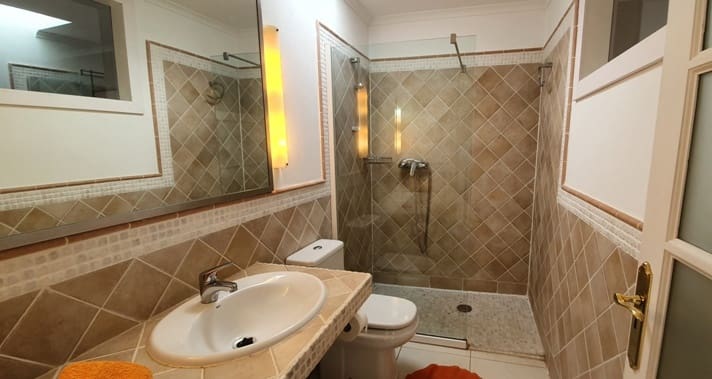 5 soveværelse Villa til salg i Las Brenas med swimmingpool garage - € 1.299.000 (Ref: 5931713)