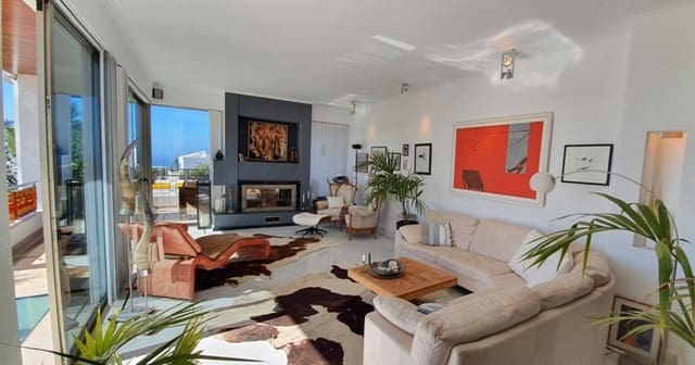 5 soverom Villa til salgs i Las Brenas, Yaiza med svømmebasseng garasje - € 1 299 000 (Ref: 5931713)