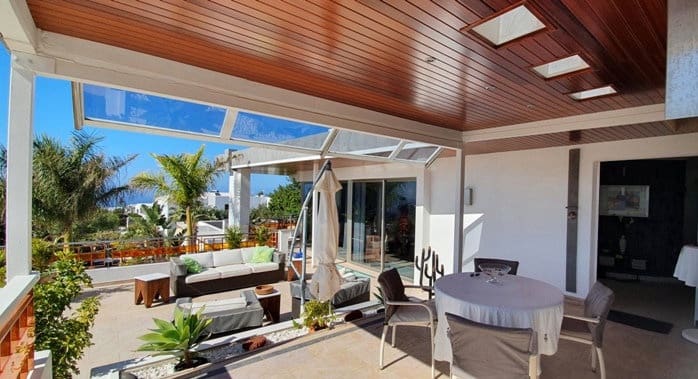 5 bedroom Villa for sale in Las Brenas with pool garage - € 1,299,000 (Ref: 5931713)