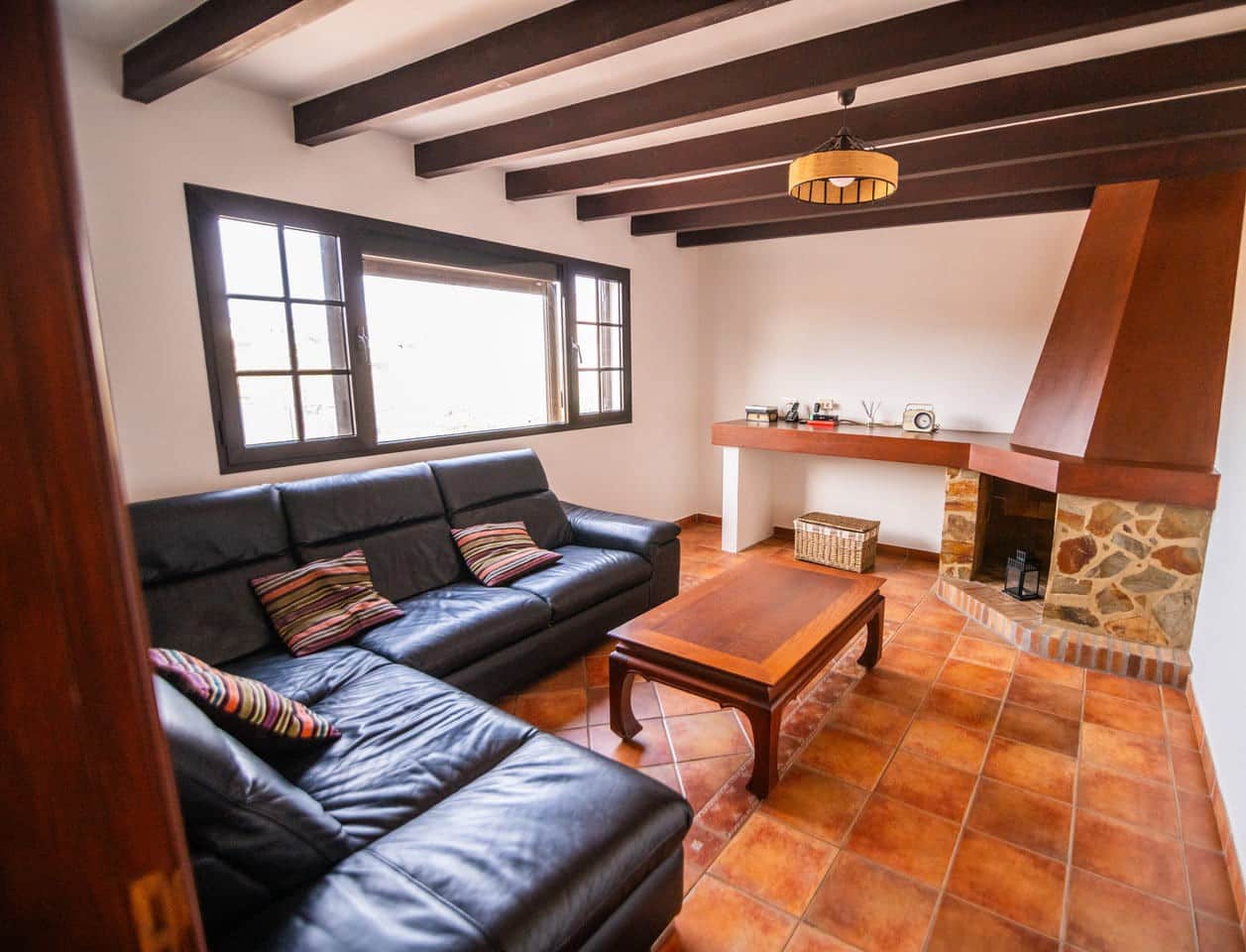 5 bedroom Villa for sale in Mala, Haría with garage € 495,000 (Ref