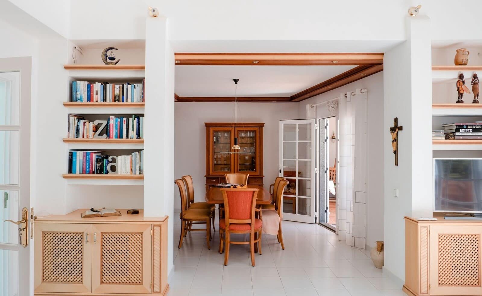 4 soveværelse Villa til salg i Costa Teguise med garage - € 1.100.000 (Ref: 8913655)