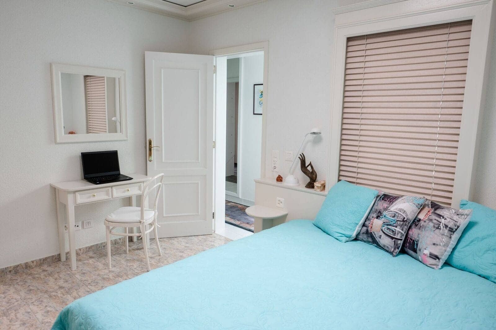 4 soveværelse Villa til salg i Costa Teguise med garage - € 1.100.000 (Ref: 8913655)