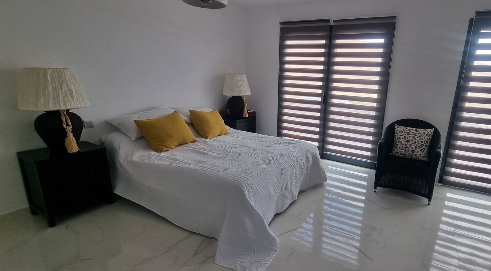 3 soveværelse Villa til salg i Tabayesco med swimmingpool garage - € 650.000 (Ref: 9050373)