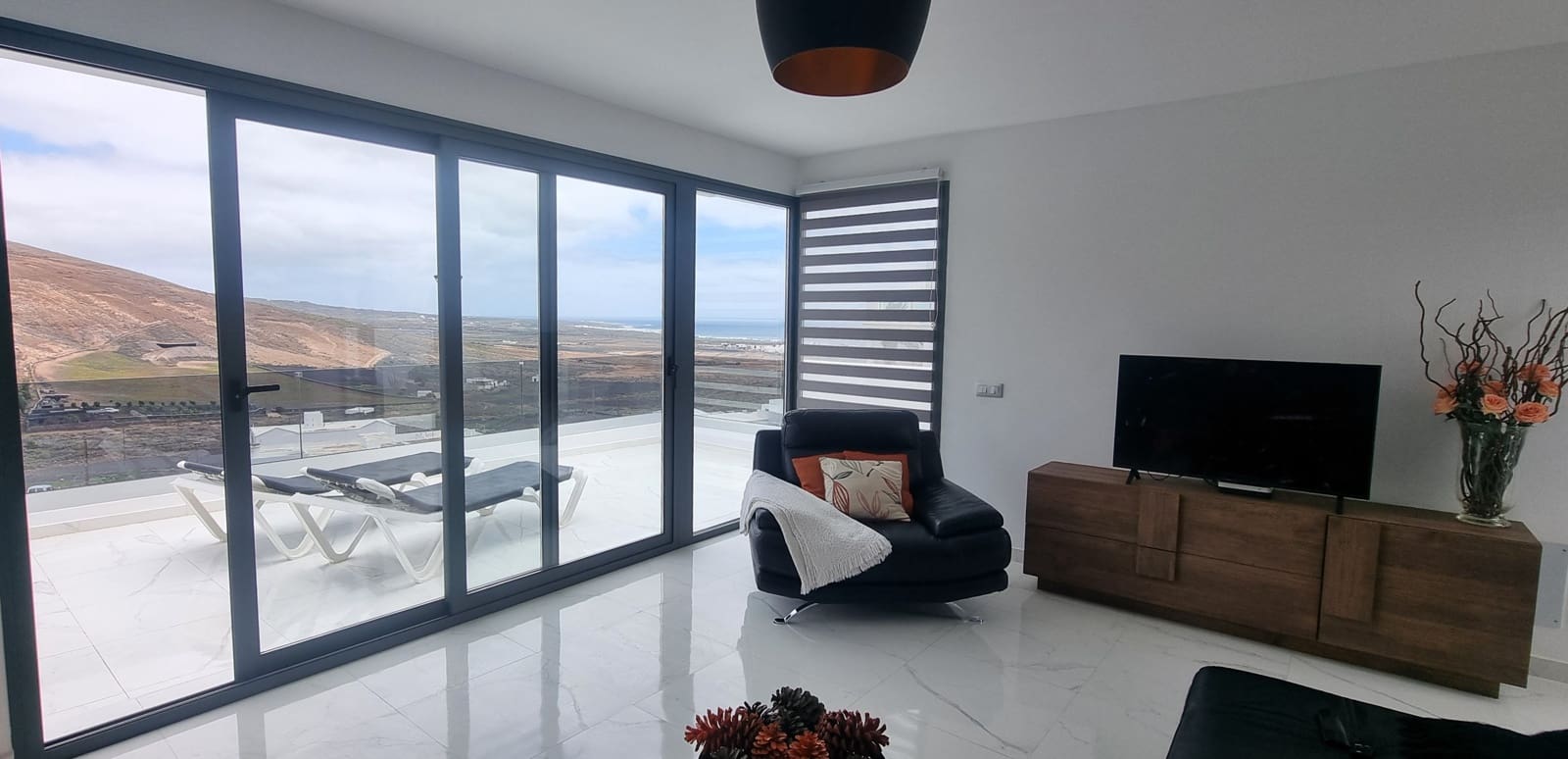 3 soveværelse Villa til salg i Tabayesco med swimmingpool garage - € 650.000 (Ref: 9050373)