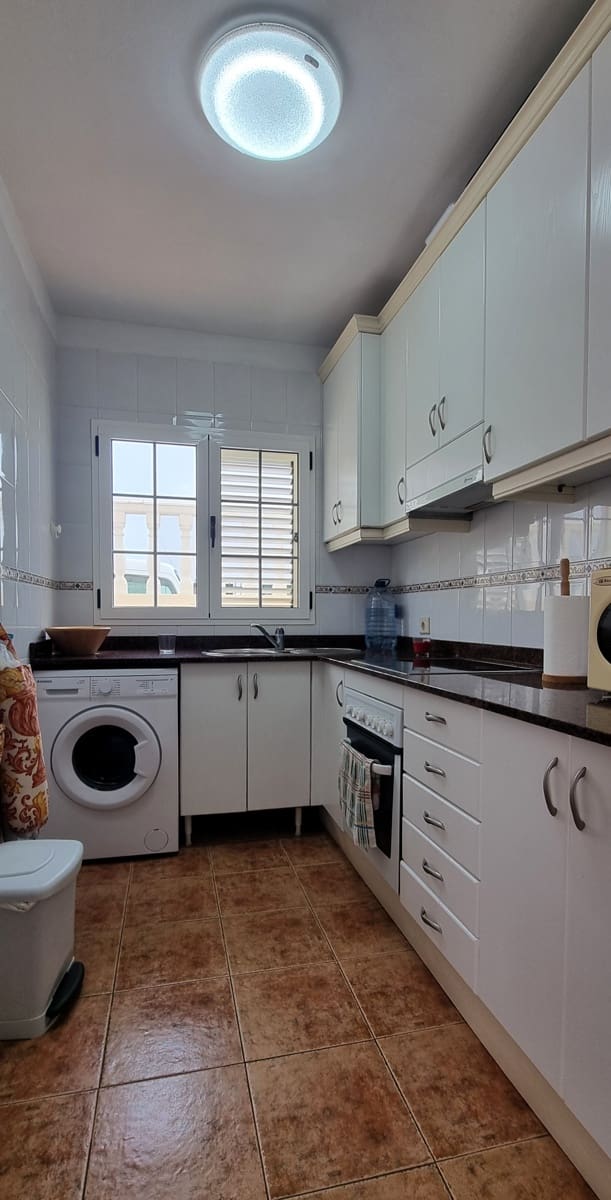 2 soveværelse Lejlighed til salg i Arrieta - € 285.000 (Ref: 9076954)