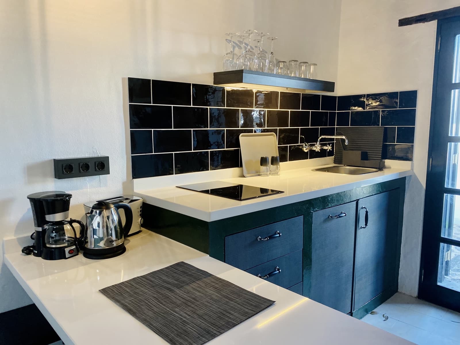 7 soveværelse Finca/Landehus til salg i Uga med swimmingpool garage - € 3.600.000 (Ref: 9123525)