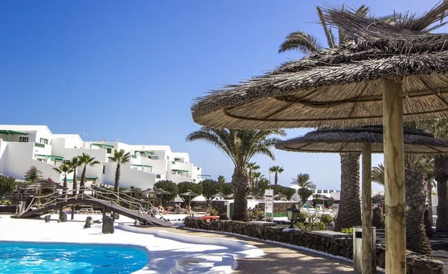1 soveværelse Lejlighed til salg i Costa Teguise, Teguise - € 250.000 (Ref: 9127496)