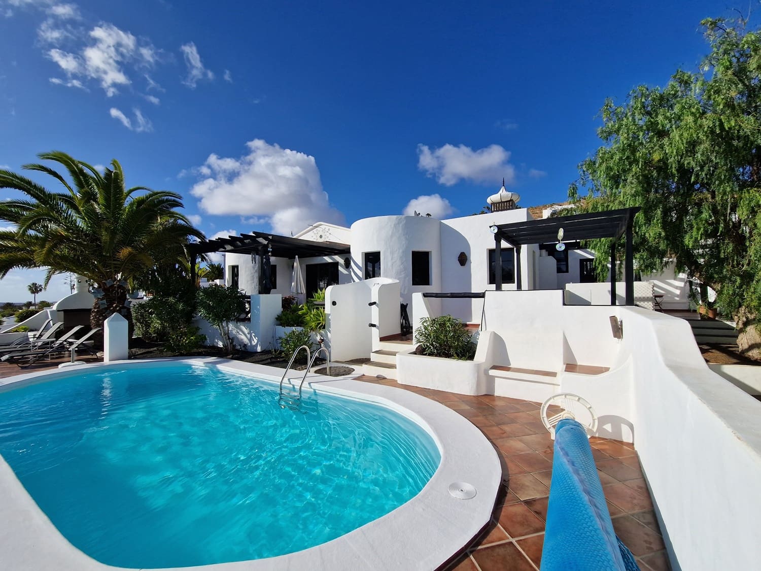 3 soveværelse Villa til salg i Nazaret med swimmingpool - € 625.000 (Ref: 9249142)