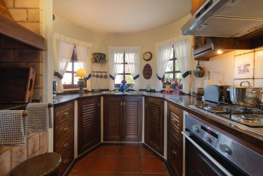 7 soveværelse Finca/Landehus til salg i Tahiche med swimmingpool garage - € 1.690.000 (Ref: 9301777)