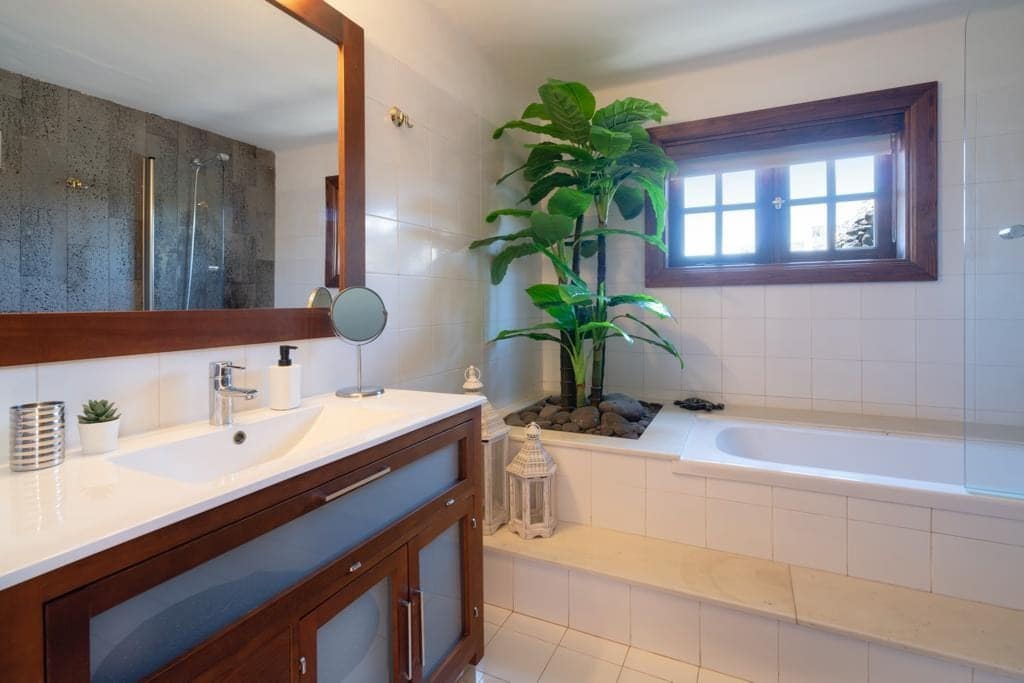 7 soveværelse Finca/Landehus til salg i Tahiche med swimmingpool garage - € 1.690.000 (Ref: 9301777)