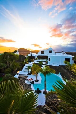 7 bedroom Finca/Country House for sale in Tahiche, Teguise with pool garage - € 1,690,000 (Ref: 9301777)