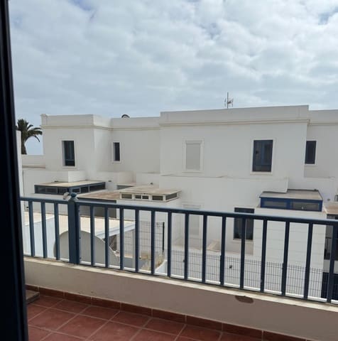 3 soveværelse Lejlighed til salg i Costa Teguise, Teguise med garage - € 275.000 (Ref: 9343575)