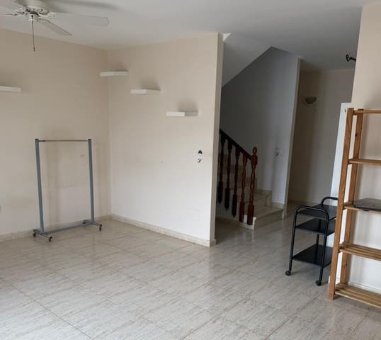 3 soveværelse Lejlighed til salg i Costa Teguise, Teguise med garage - € 275.000 (Ref: 9343575)