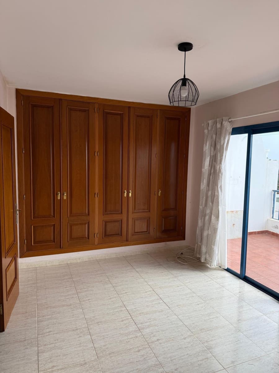 3 chambre Appartement à vendre à Costa Teguise avec garage - 275 000 € (Ref: 9343575)