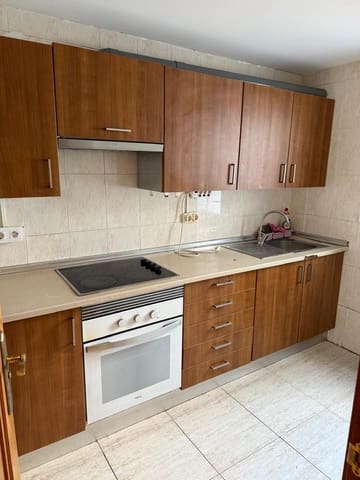 3 soveværelse Lejlighed til salg i Costa Teguise, Teguise med garage - € 275.000 (Ref: 9343575)