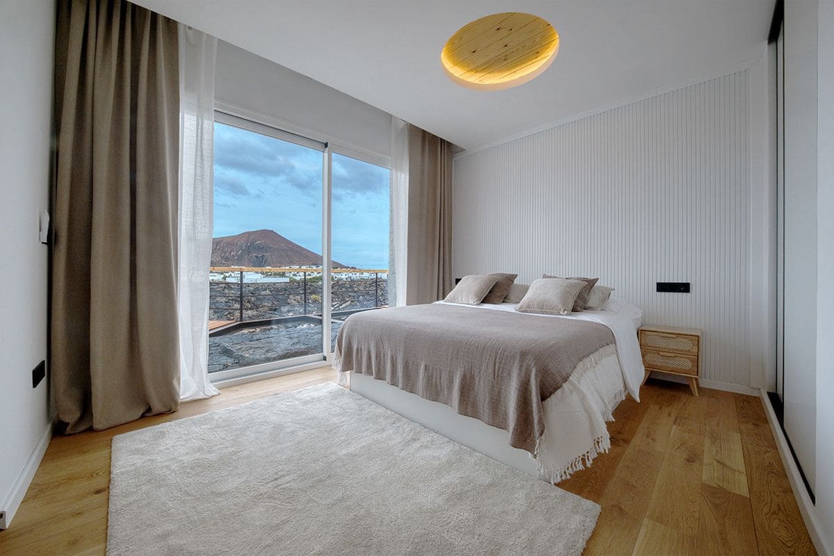 6 sovrum Villa till salu i Tahiche med pool garage - 2 400 000 € (Ref: 9343576)