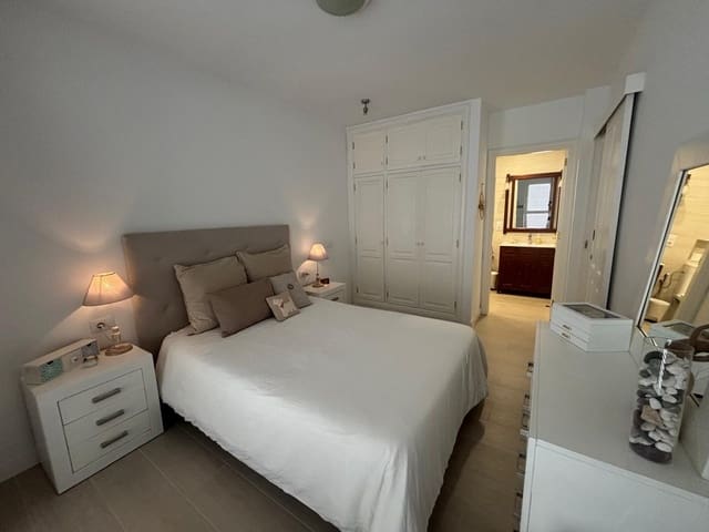 3 Zimmer Apartment zu verkaufen in Arrecife mit Garage - 255.000 € (Ref: 9626458)