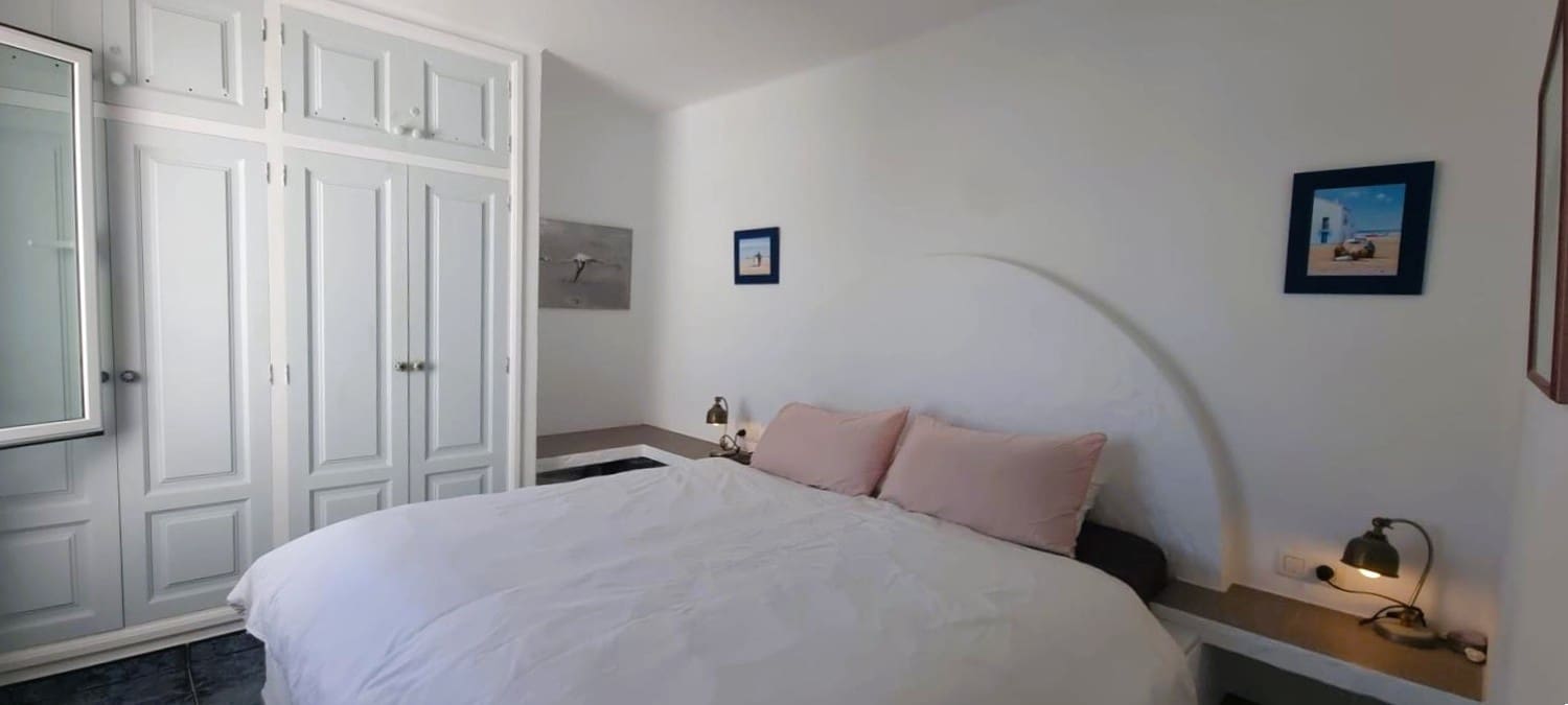 2 bedroom Apartment for sale in Charco del Palo with garage - € 475,000 (Ref: 9653161)