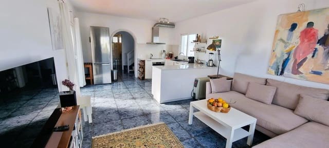 2 bedroom Apartment for sale in Charco del Palo, Haría with garage - € 475,000 (Ref: 9653161)