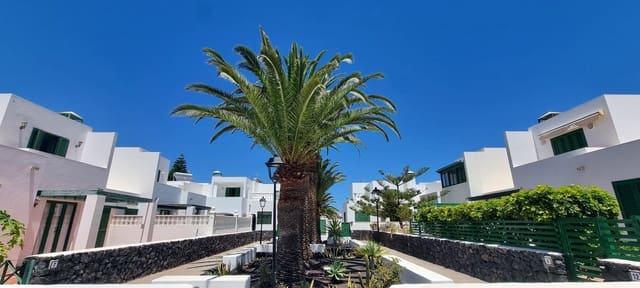 3 soverom Villa til salgs i Costa Teguise, Teguise - € 525 000 (Ref: 9804941)