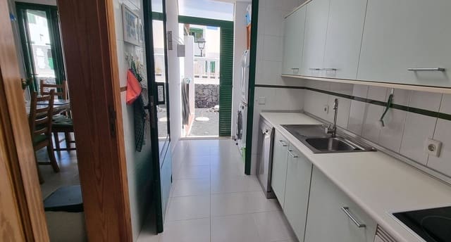 3 soverom Villa til salgs i Costa Teguise, Teguise - € 525 000 (Ref: 9804941)