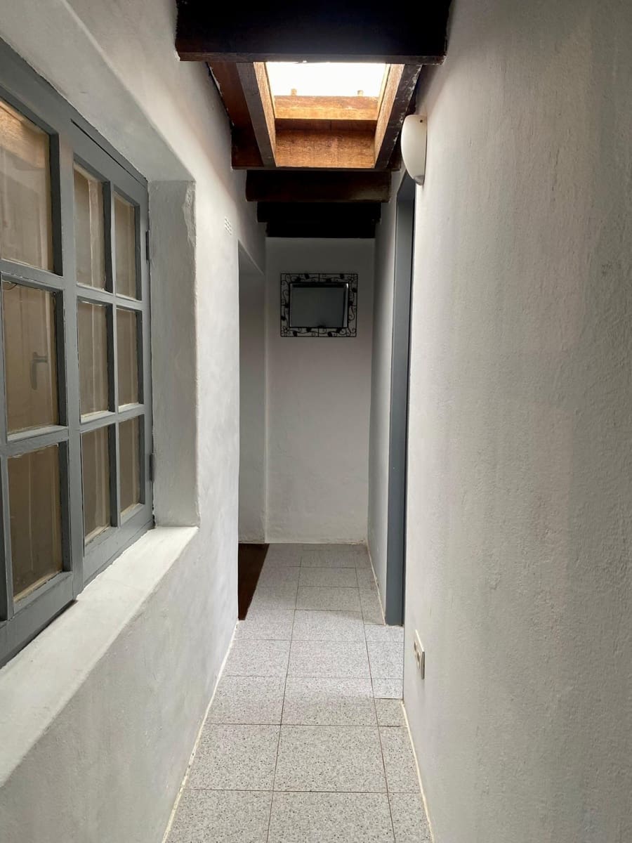 5 sovrum Villa till salu i Nazaret med pool garage - 618 000 € (Ref: 9805537)