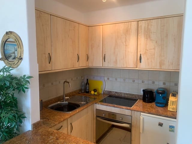 2 chambre Appartement à vendre à Costa Teguise, Teguise avec garage - 390 000 € (Ref: 9833004)