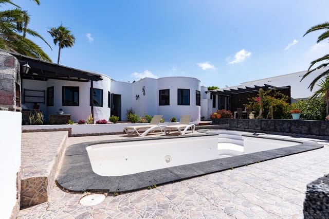 5 soverom Villa til salgs i Nazaret, Teguise - € 595 000 (Ref: 9861171)