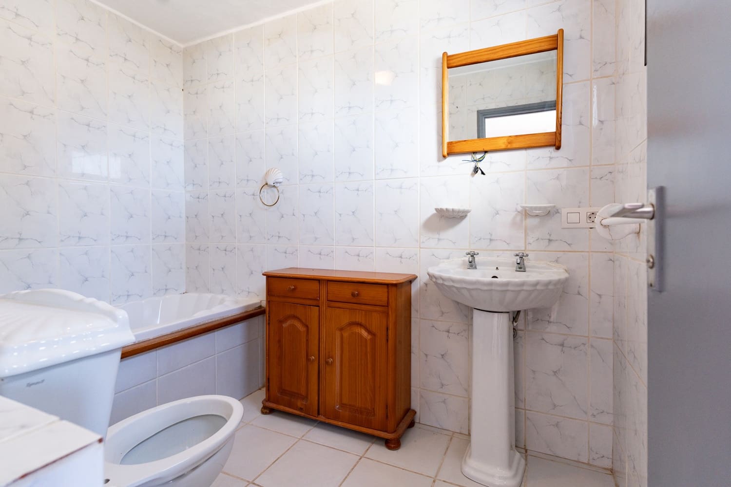 5 soverom Villa til salgs i Nazaret med svømmebasseng garasje - € 595 000 (Ref: 9861171)