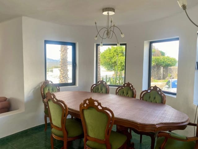5 soverom Villa til salgs i Nazaret, Teguise med svømmebasseng garasje - € 595 000 (Ref: 9861171)