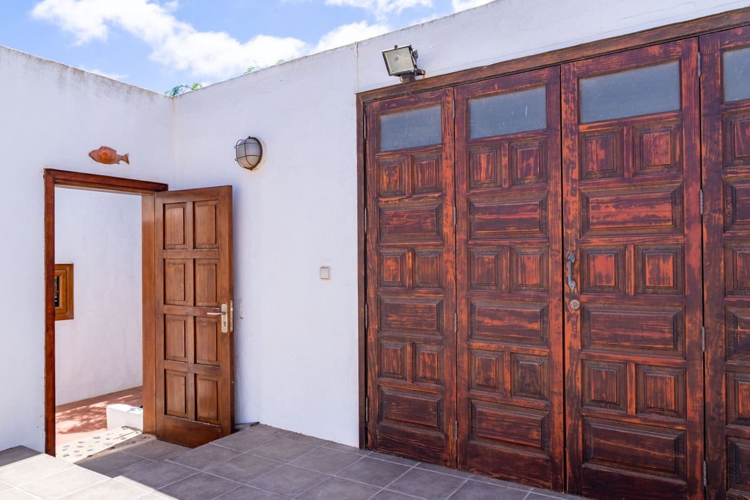 2 bedroom Apartment for sale in Tahiche with garage - € 595,000 (Ref: 9922913)