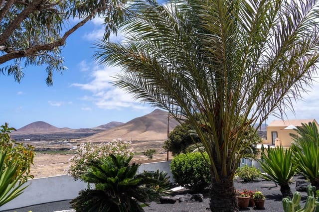2 soverom Leilighet til salgs i Tahiche, Teguise med garasje - € 595 000 (Ref: 9922913)
