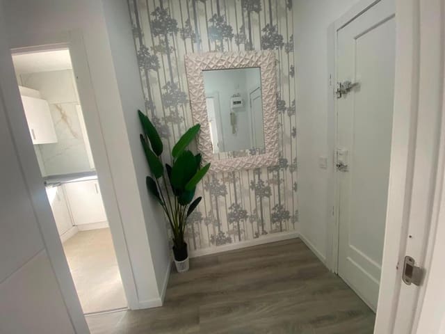 Apartamento de 3 habitaciones en Centro Urbano, Dénia en venta con garaje - 175.000 € (Ref: 10018322)