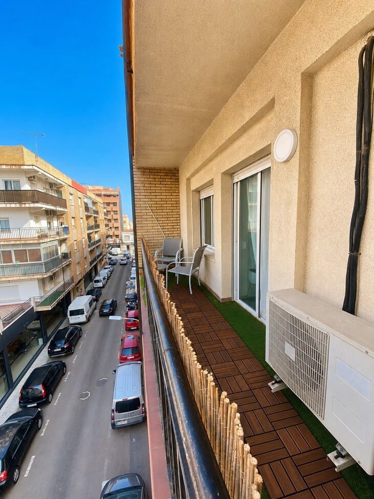3 bedroom Apartment for sale in Denia with garage - € 175,000 (Ref: 10018322)