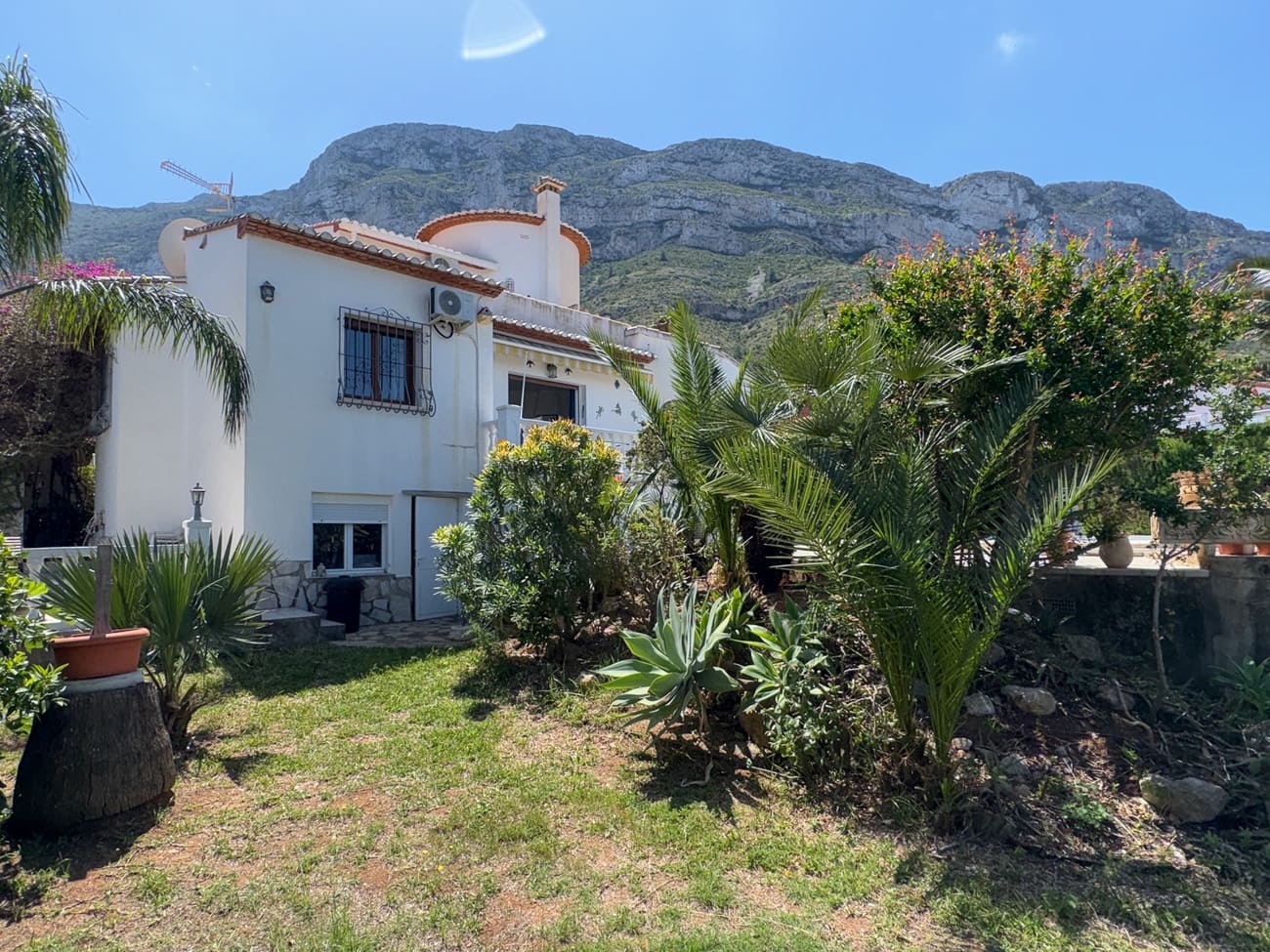 3 quarto Moradia para venda em Denia com piscina garagem - 570 000 € (Ref: 10148100)