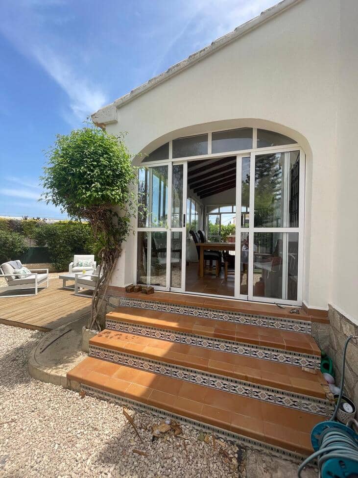 4 quarto Moradia para venda em Denia com piscina - 490 000 € (Ref: 9325824)