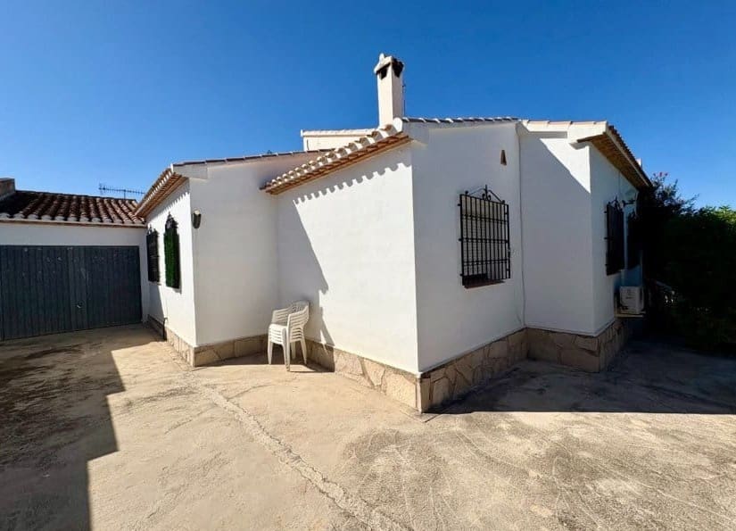 4 quarto Moradia para venda em Denia com piscina - 490 000 € (Ref: 9325824)