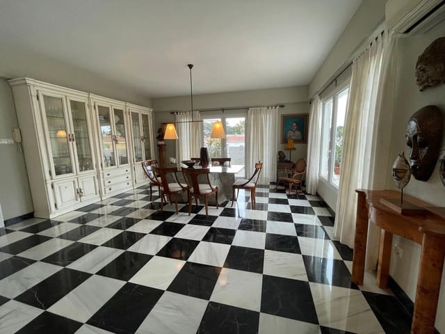 6 slaapkamer Villa te koop in Las Rotas / Les Rotes, Dénia - € 1.395.000 (Ref: 9325827)