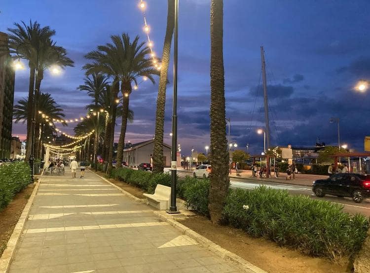 4 sovrum Takvåning till salu i Denia med pool - 455 000 € (Ref: 9325828)