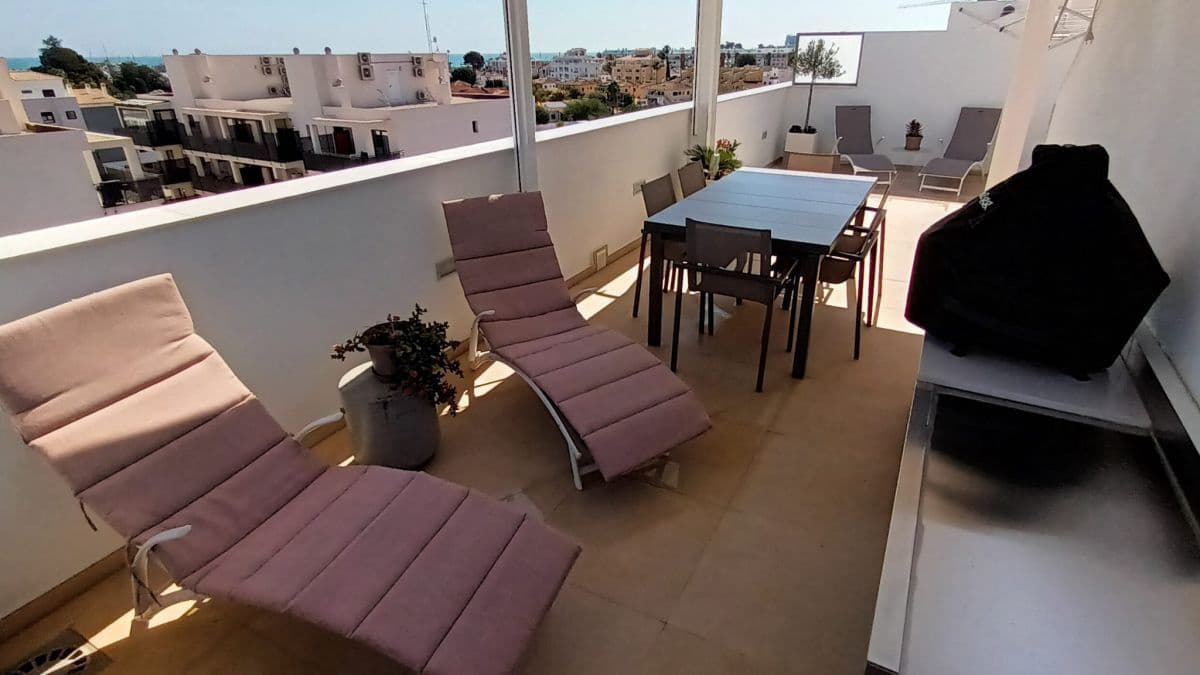 4 sovrum Takvåning till salu i Denia med pool - 455 000 € (Ref: 9325828)