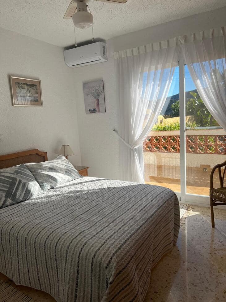 2 sypialnia Bungalow na sprzedaż w Benidoleig z basenem - 270 000 € (Ref: 9371437)