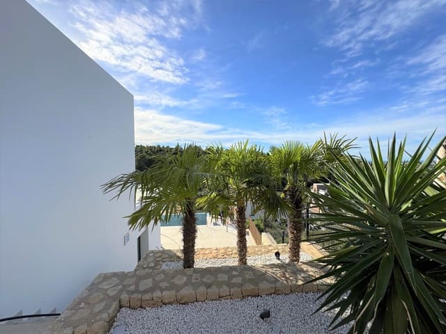 4 makuuhuone Huvila myytävänä paikassa La Pedrera - Vessanes, Dénia mukana uima-altaan 
autotalli - 1 550 000 € (Ref: 9383707)