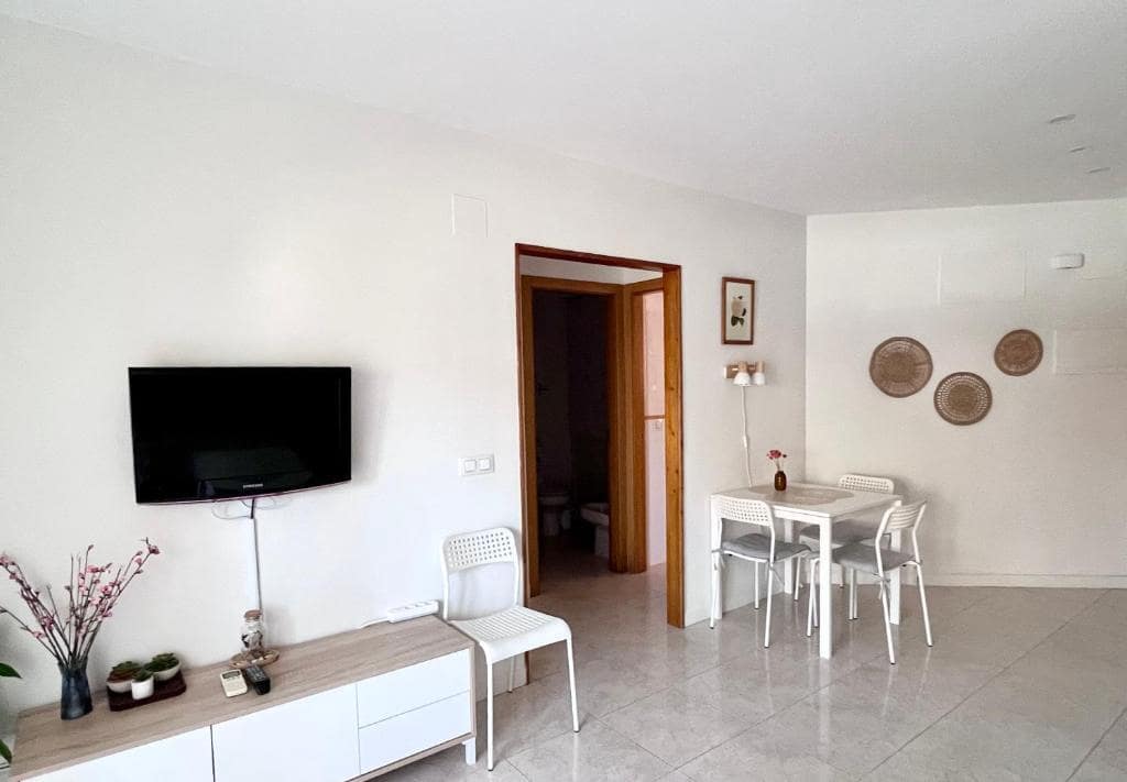 1 bedroom Apartment for sale in Denia with garage - € 175,000 (Ref: 9420612)