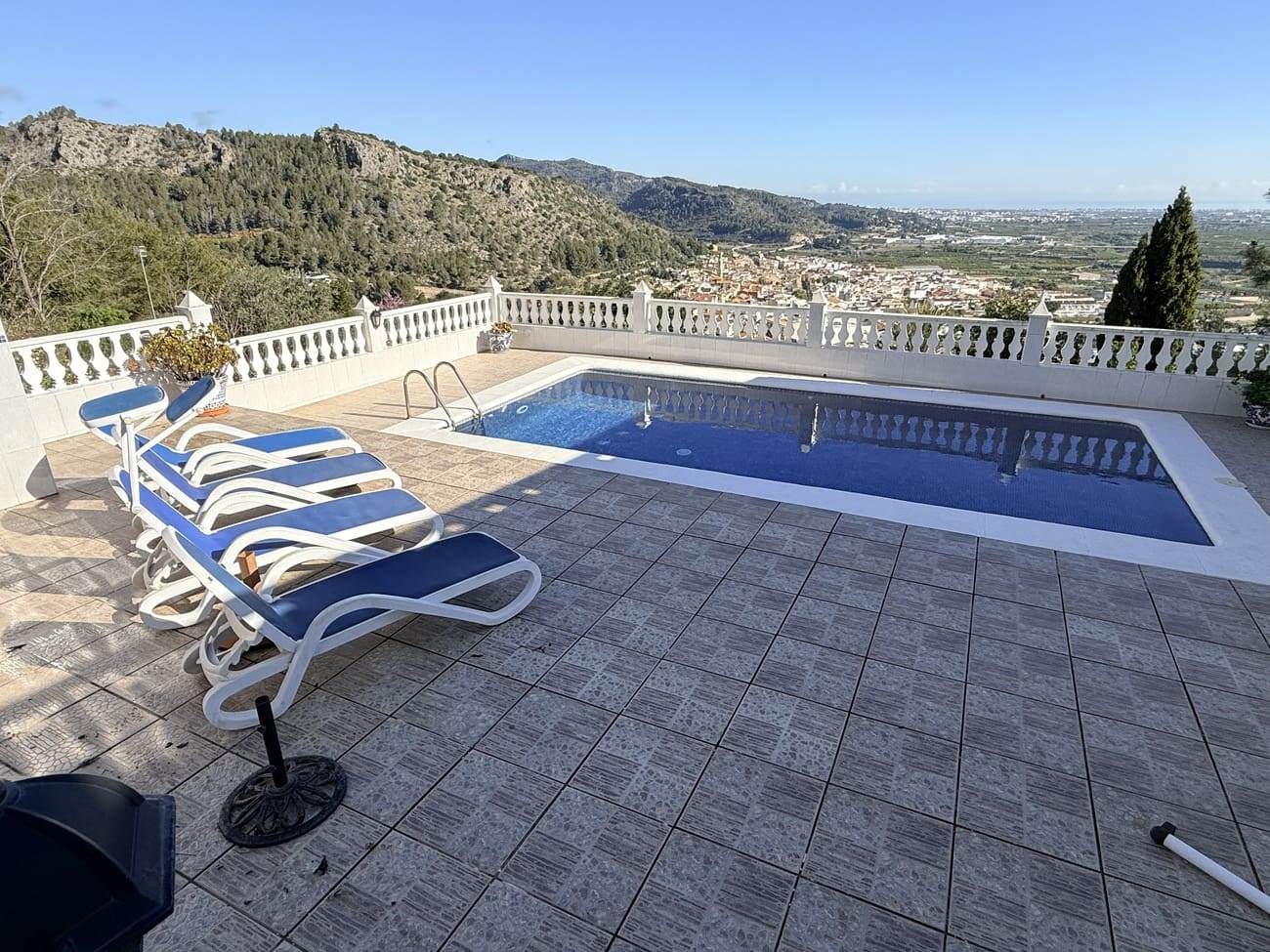 4 camera da letto Villa in vendita in Ador con piscina - 435.000 € (Rif: 9932102)