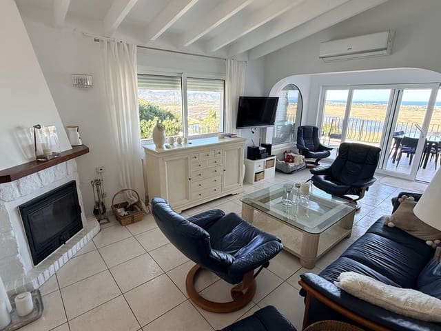 4 slaapkamer Villa te koop in Monte Pego, Pego met zwembad garage - € 560.000 (Ref: 9932103)