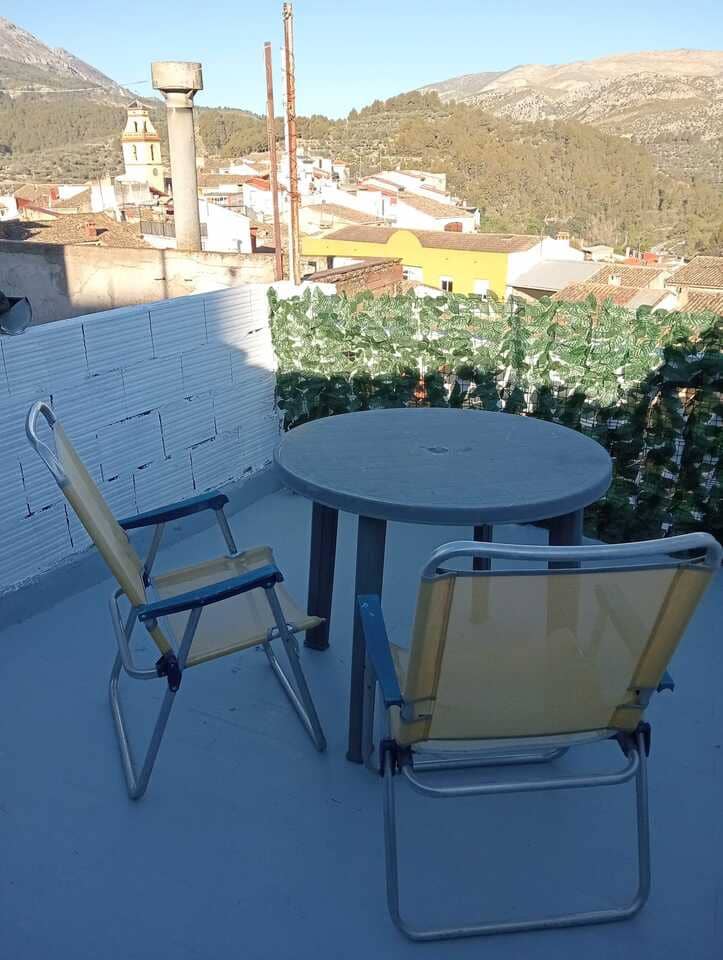 4 bedroom Townhouse for sale in Castell de Castells - € 85,000 (Ref: 9932105)