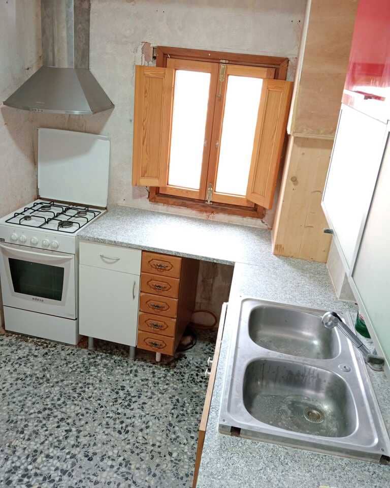 4 bedroom Townhouse for sale in Castell de Castells - € 85,000 (Ref: 9932105)
